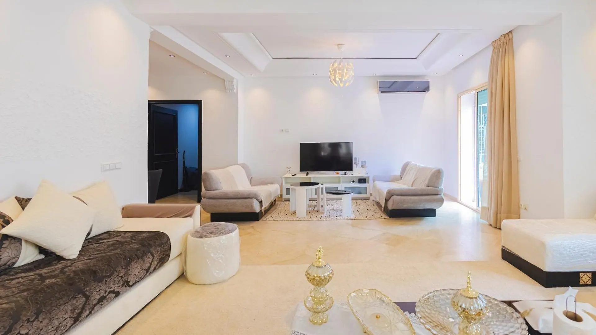 Elegant Appartement In The Heart Of Casablanca Kids Friendly 0*,  Morocco