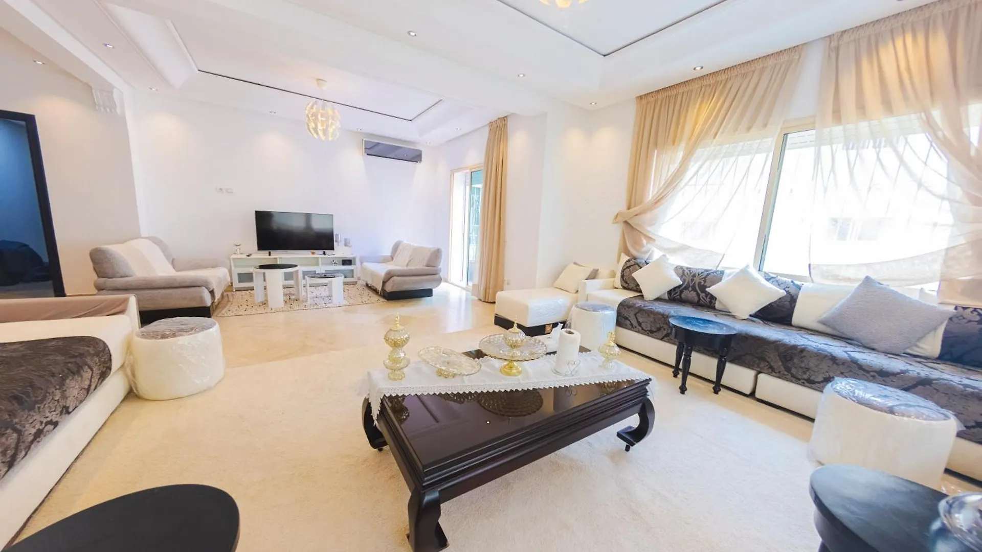 Elegant Appartement In The Heart Of Casablanca Kids Friendly Apartment